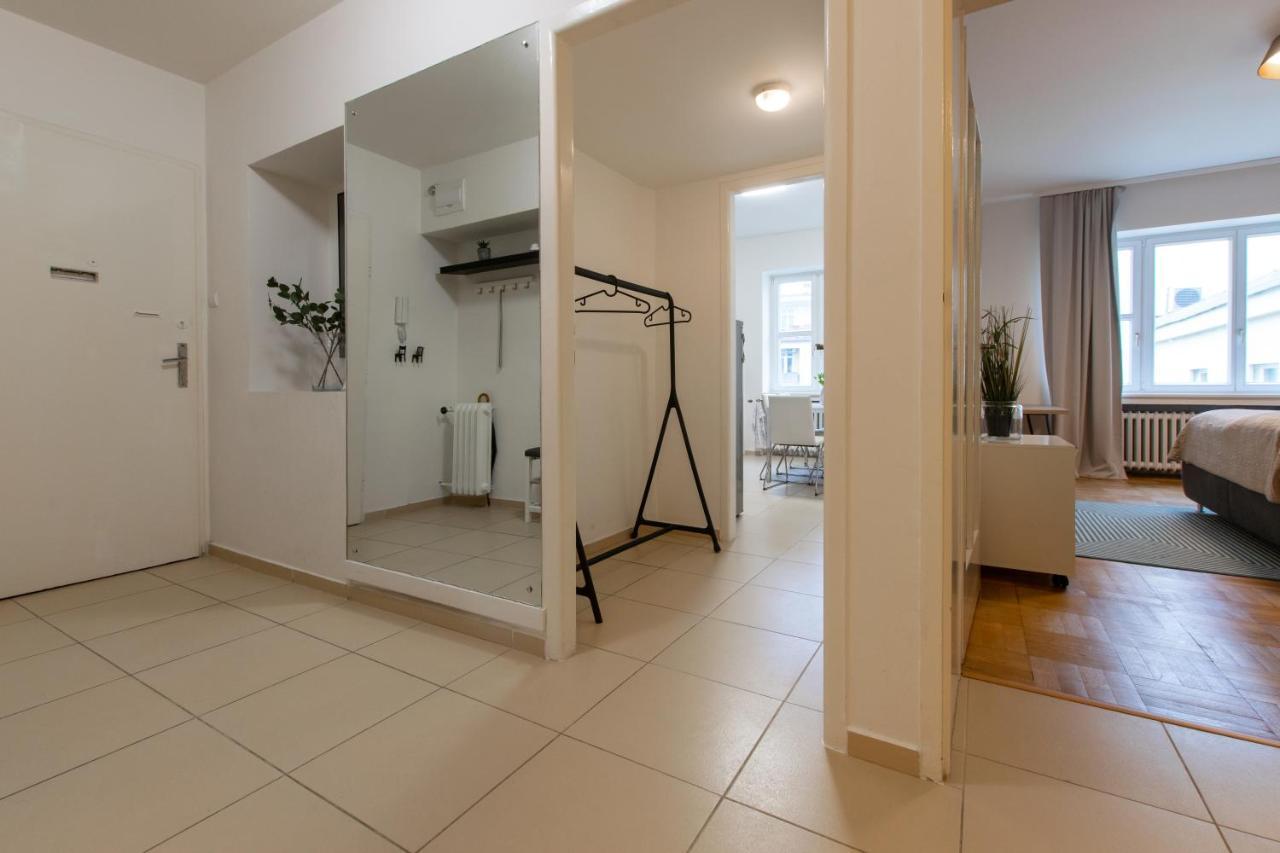 As Aparts. Old Town Square Apt. Appartamento *